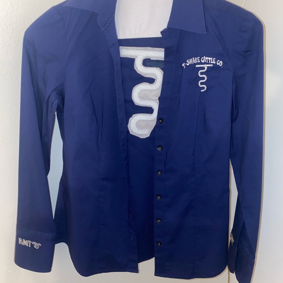 Long Sleeve Rodeo - Picture 2 of 2